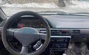 Mazda 323, 1.6 механика, 1994, седан 