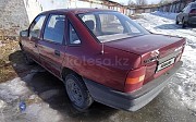 Opel Vectra, 1.6 механика, 1992, седан Усть-Каменогорск