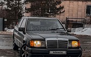 Mercedes-Benz E 200, 2 механика, 1990, седан Қарағанды