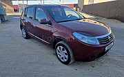 Renault Sandero, 1.6 автомат, 2013, хэтчбек 