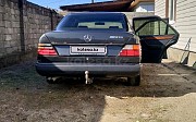 Mercedes-Benz E 300, 3 автомат, 1992, седан Есік