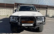 Toyota Land Cruiser, 4.5 механика, 2001, внедорожник 