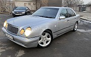 Mercedes-Benz E 320, 3.2 автомат, 1997, седан Алматы