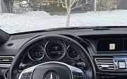 Mercedes-Benz E 200, 2 автомат, 2014, седан Астана