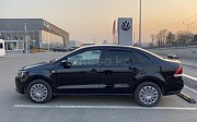 Volkswagen Polo, 1.6 автомат, 2014, седан 