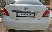 Toyota Yaris, 1.5 автомат, 2009, седан 