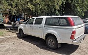 Toyota Hilux, 2.5 механика, 2013, пикап Алматы