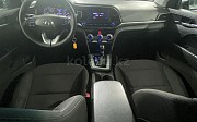 Hyundai Elantra, 1.6 автомат, 2019, седан 