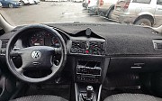 Volkswagen Golf, 2 механика, 2002, хэтчбек Алматы