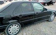 Mercedes-Benz C 180, 1.8 механика, 1995, седан 