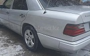 Mercedes-Benz E 220, 2.2 автомат, 1993, седан 