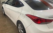 Hyundai Elantra, 1.6 механика, 2013, седан 