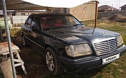 Mercedes-Benz E 200, 2 механика, 1994, седан 