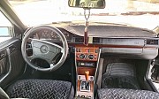 Mercedes-Benz E 220, 2.2 автомат, 1995, седан Қарағанды