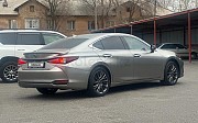 Lexus ES 250, 2.5 автомат, 2020, седан 