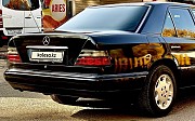 Mercedes-Benz E 220, 2.2 автомат, 1993, седан Алматы