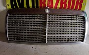 Решетка радиатора в оригинале Mercedes-Benz E 230, 1984-1989 Тараз