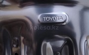 Капот на Toyota Land Cruiser 300 original Toyota Land Cruiser, 2021 Шымкент