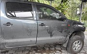 Toyota Hilux 2013 г., авто на запчасти 