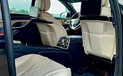 Maybach S560 в Алматы 