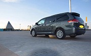 Toyota Sienna 6-пассажиров, авто с водителем 