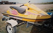 продам гидроцикл SEA-DOO. Год выпуска 1992.2 тактный.700 кубов. На ходу но разобран. Вместе с телего Алматы