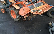 Kubota B7000E 2000 г., трактор Алматы