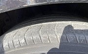 Yokohama 215/55 r17, 2019 года производства 