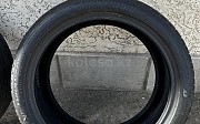 Шины "Bridgestone 285/35R20" 