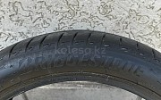 Шины "Bridgestone 285/35R20" 