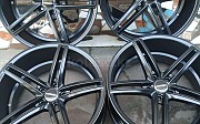 Vossen Mat blak satin R19/5/114.3 8.5-9.5J et 35 (replika) 