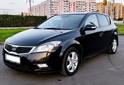 Kia Ceed 2011 (2.0 L) в хорошем состоянии 